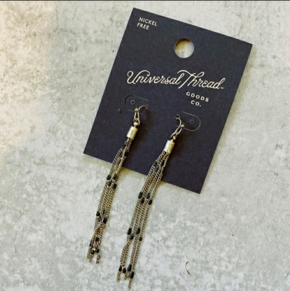 Universal Thread Chain Drop Earrings